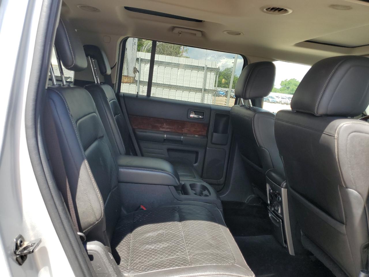 2010 Ford Flex Limited VIN: 2FMHK6DT5ABA82016 Lot: 56720975