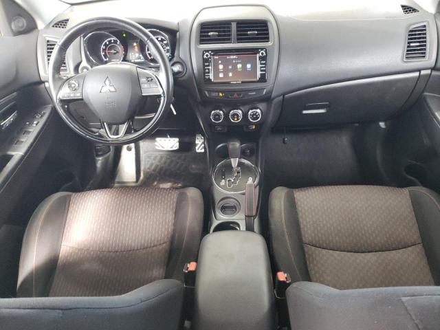  MITSUBISHI OUTLANDER 2017 Czarny