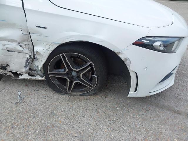 2022 MERCEDES-BENZ A CLASS A180 AMG LINE EXECUTIVE EDITION 4DR