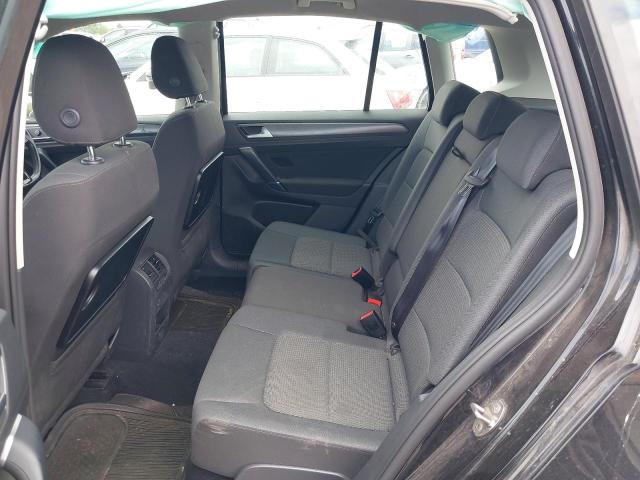 2018 VOLKSWAGEN GOLF SV SE