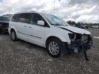 2016 Chrysler Town & Country Touring   en Venta en Cahokia Heights, IL - Front End