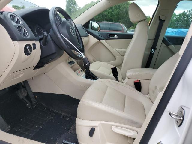 Parquets VOLKSWAGEN TIGUAN 2014 Biały