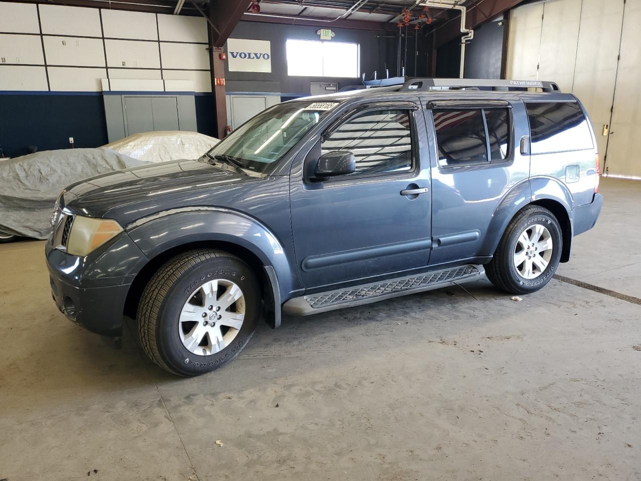 2005 Nissan Pathfinder Le for Sale in East Granby, CT - Vandalism