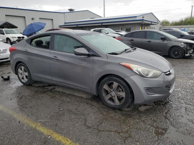  HYUNDAI ELANTRA 2013 Серый