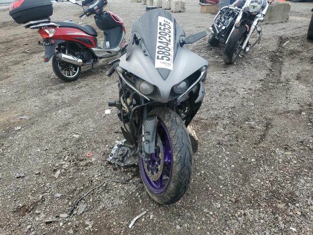  YAMAHA YZF1000 2013 Серый