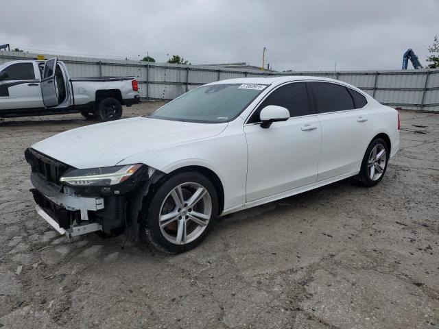 2019 Volvo S90 T5 Momentum