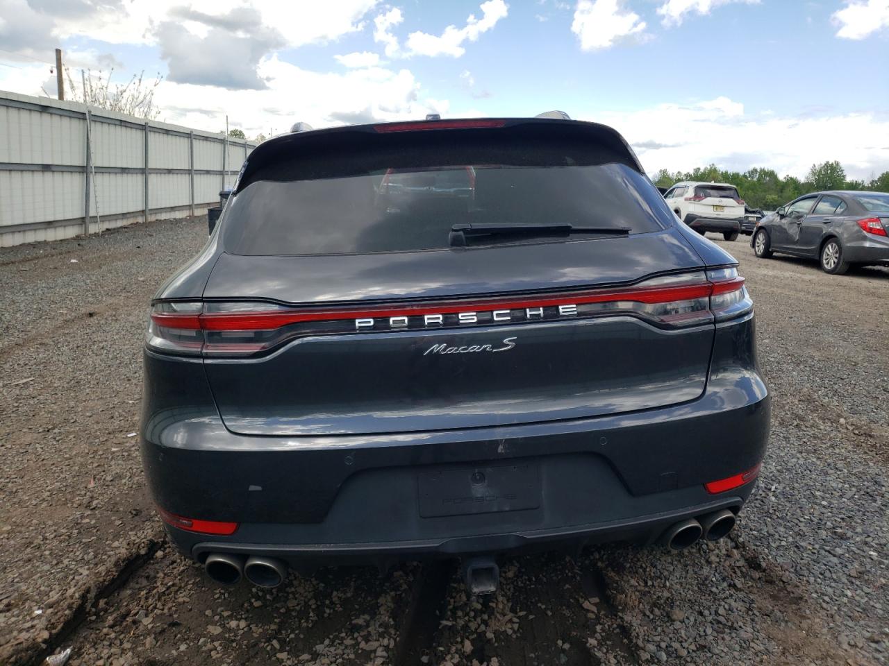 2021 Porsche Macan S VIN: WP1AB2A58MLB31376 Lot: 56182385