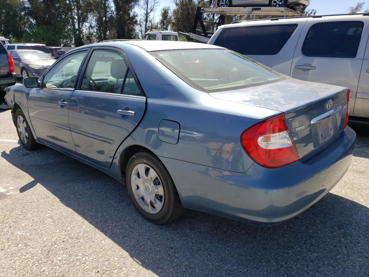 2004 Toyota Camry Le VIN: 4T1BE32K14U905674 Lot: 56989065