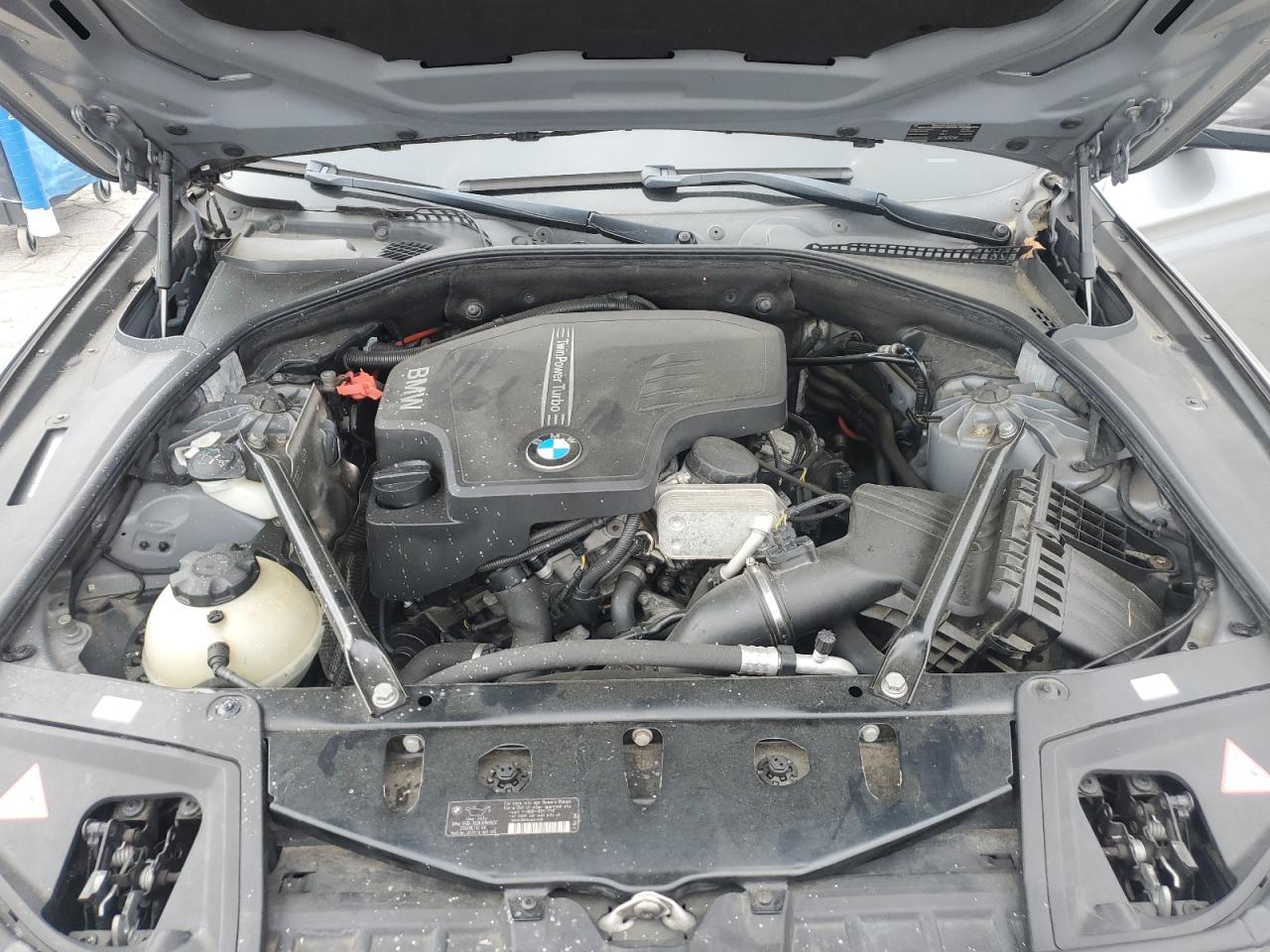 2013 BMW 528 Xi VIN: WBAXH5C52DD107185 Lot: 56582315