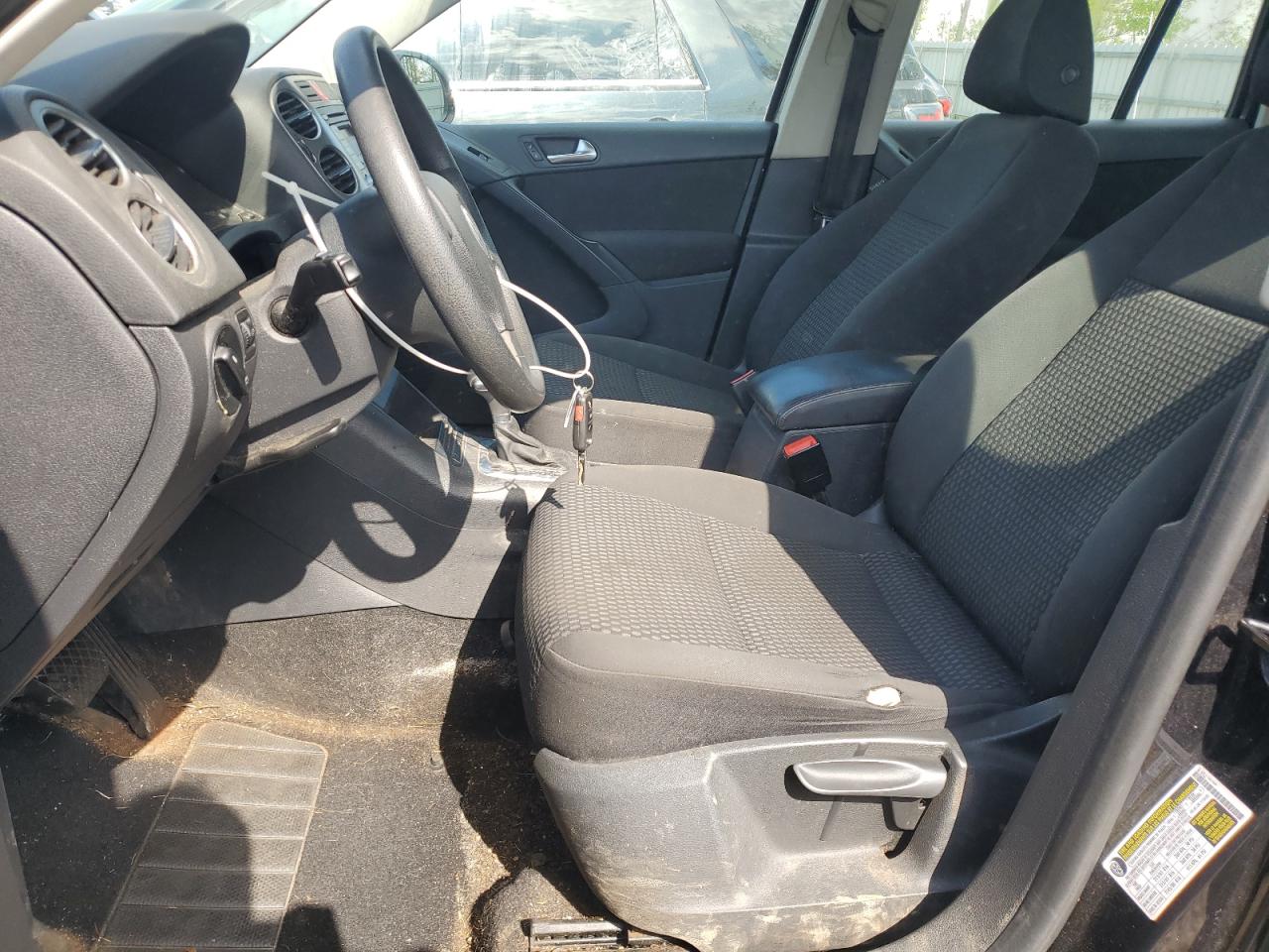 2010 Volkswagen Tiguan Se VIN: WVGBV7AX6AW002537 Lot: 57257305