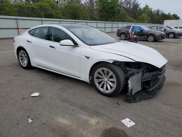 Hatchbacks TESLA MODEL S 2016 Biały