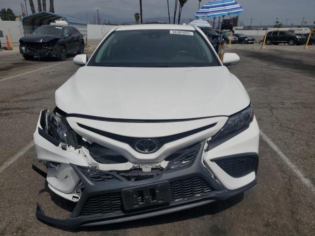  TOYOTA CAMRY 2023 Biały