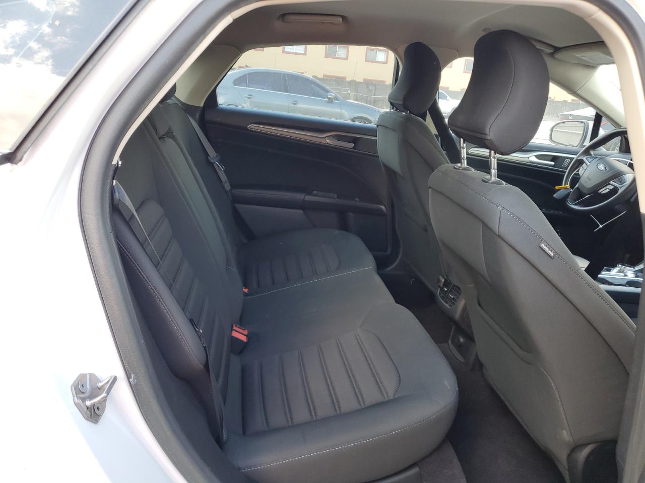 2019 Ford Fusion Se VIN: 3FA6P0LU3KR184055 Lot: 54025845