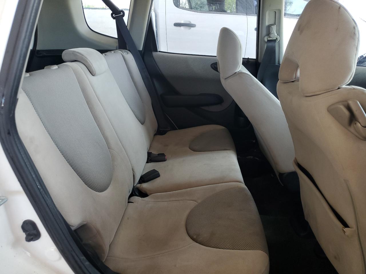 2007 Honda Fit S VIN: JHMGD38657S016138 Lot: 58316705