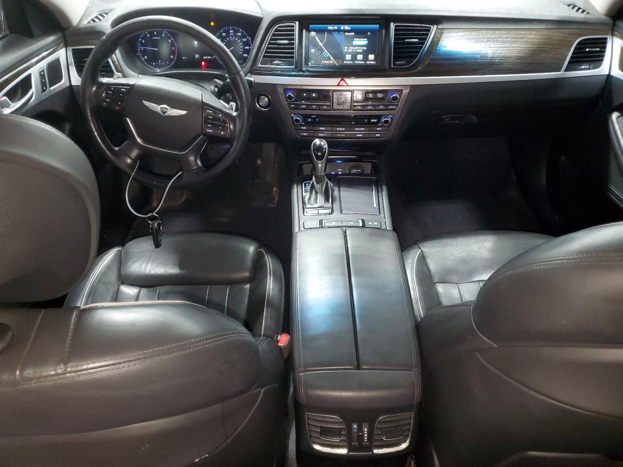 2015 Hyundai Genesis 3.8L VIN: KMHGN4JE9FU033268 Lot: 57321845