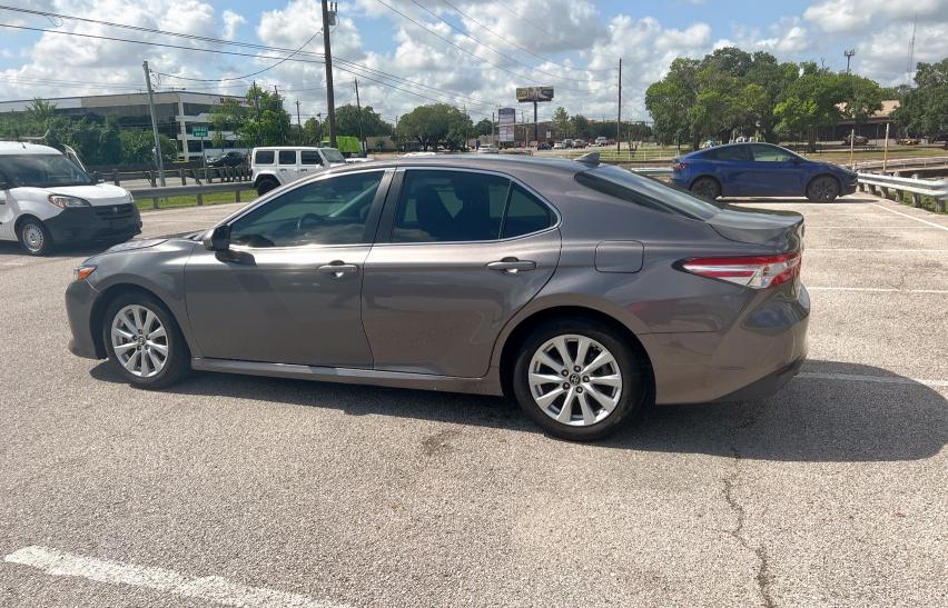  TOYOTA CAMRY 2020 Gray