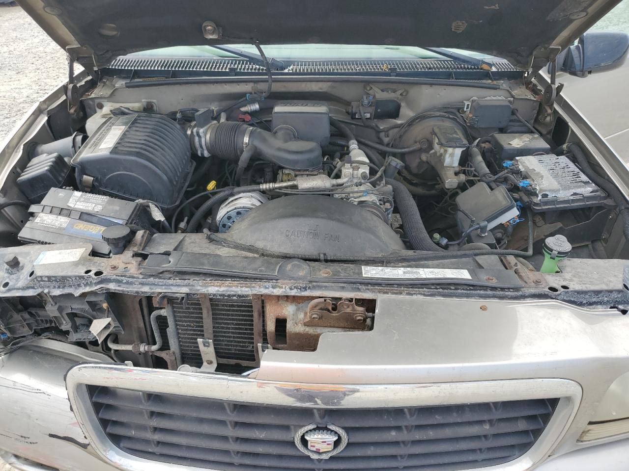 2000 Cadillac Escalade Luxury VIN: 1GYEK63R8YR220369 Lot: 56675975