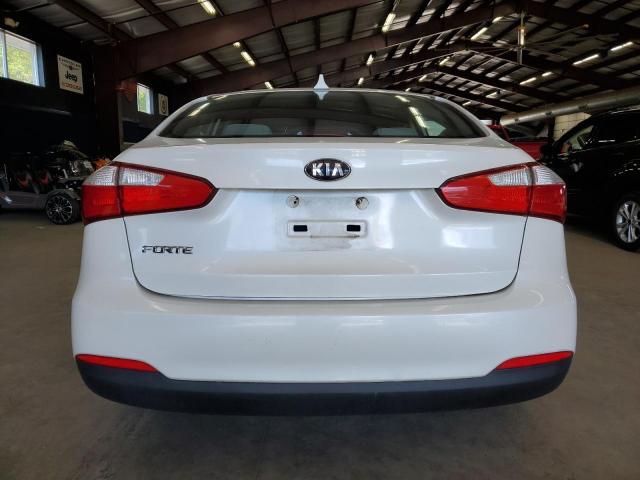 Sedans KIA FORTE 2015 Biały