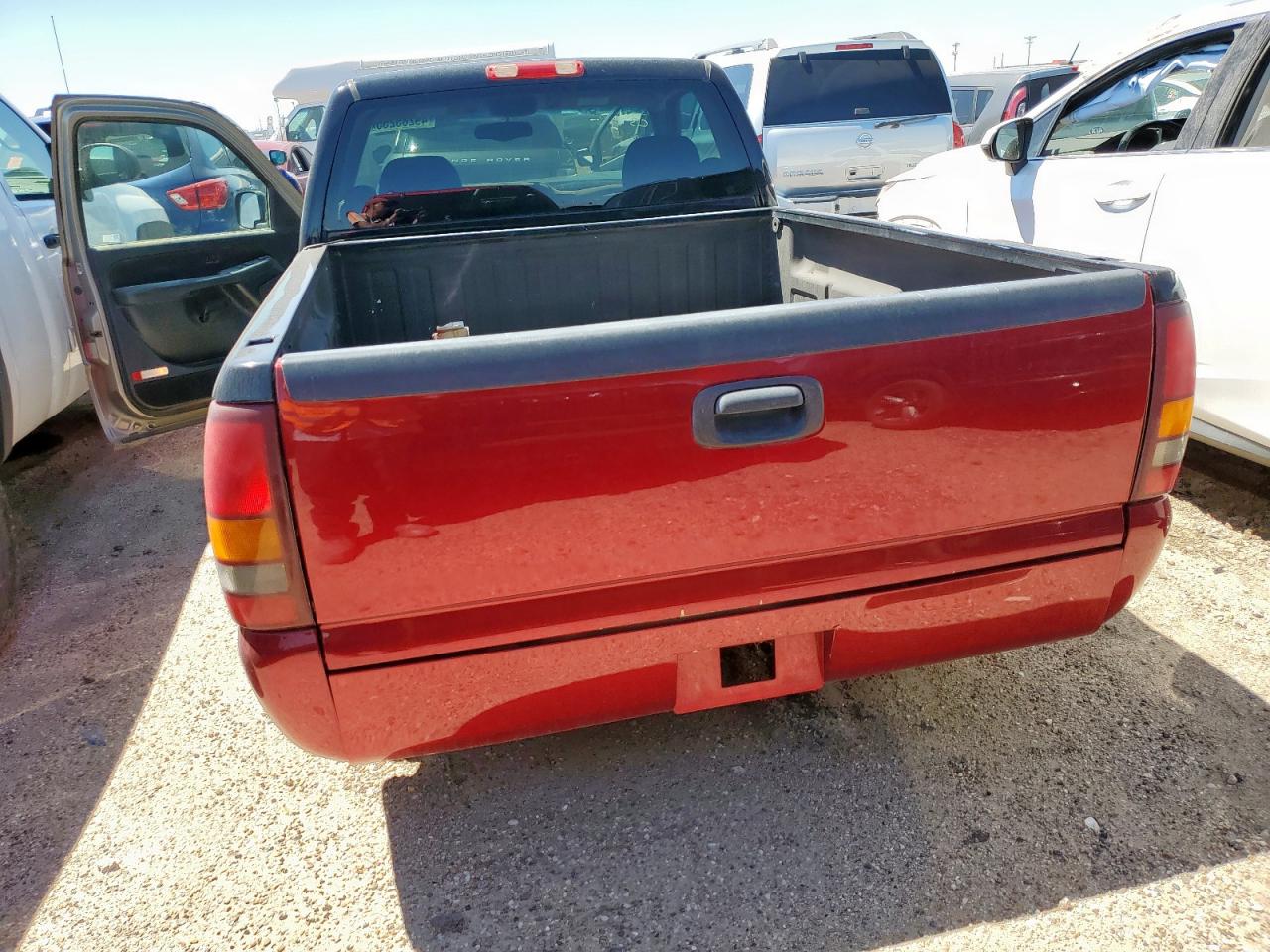 2002 GMC Sierra - Image 6