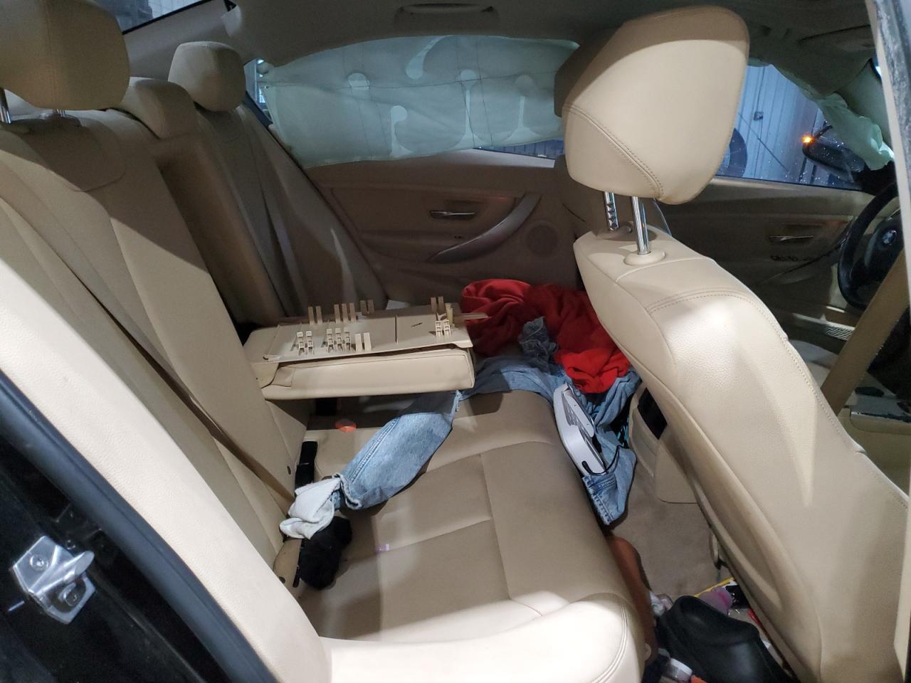 2015 BMW 320 I VIN: WBA3B1G5XFNT03049 Lot: 55789795