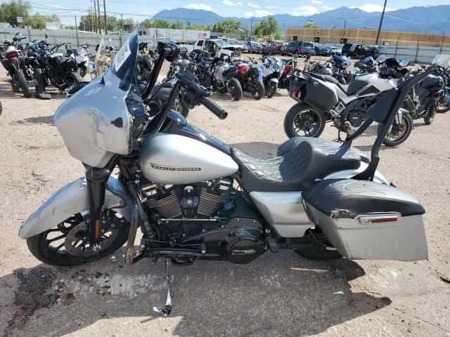  HARLEY-DAVIDSON FLHXS 2019 Серебристый