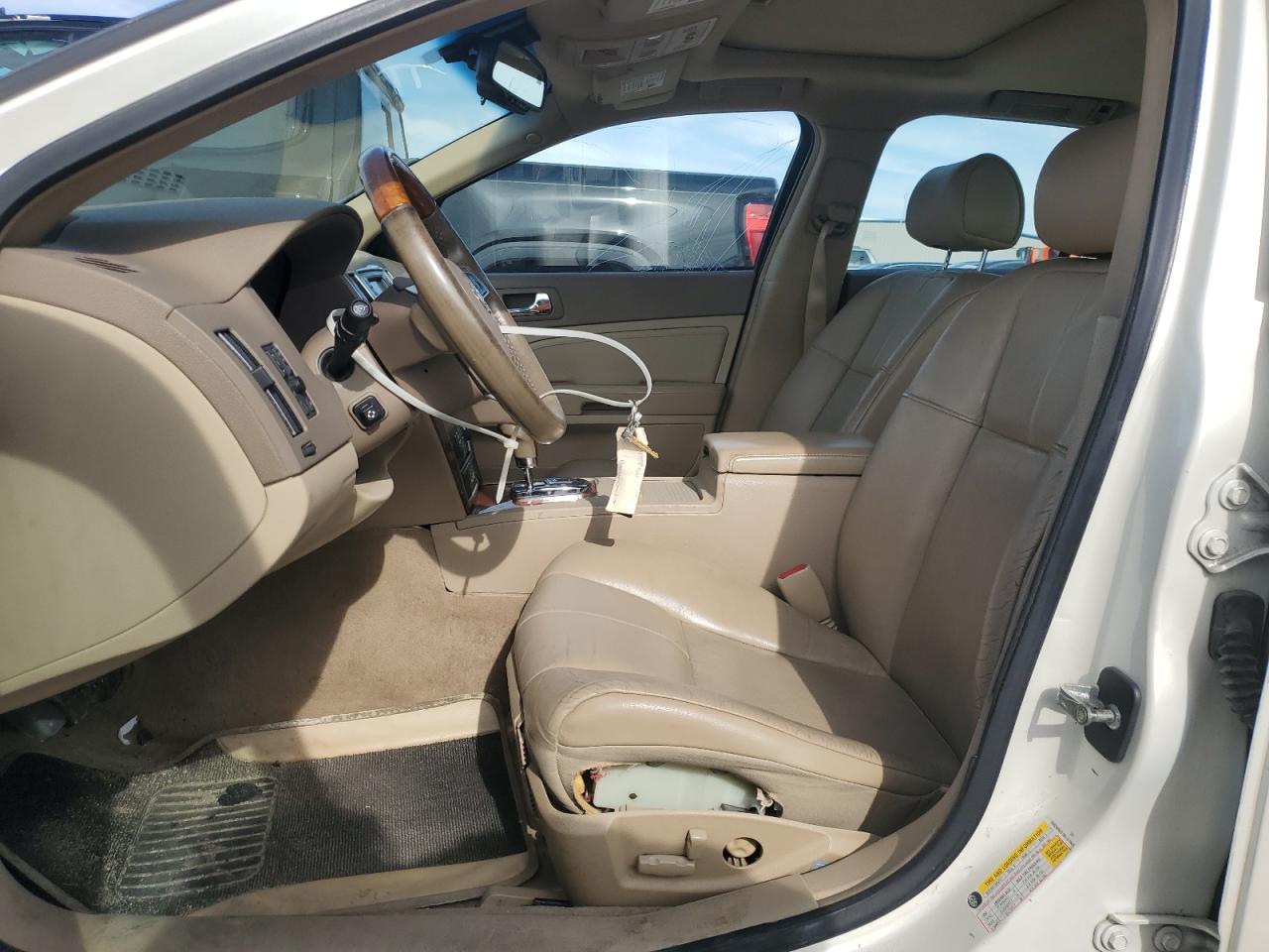 2011 Cadillac Sts Luxury VIN: 1G6DW6ED3B0101568 Lot: 55298475