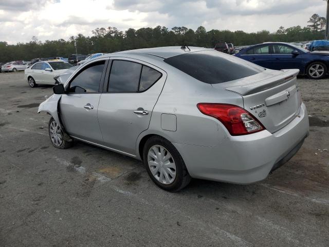  NISSAN VERSA 2016 Srebrny
