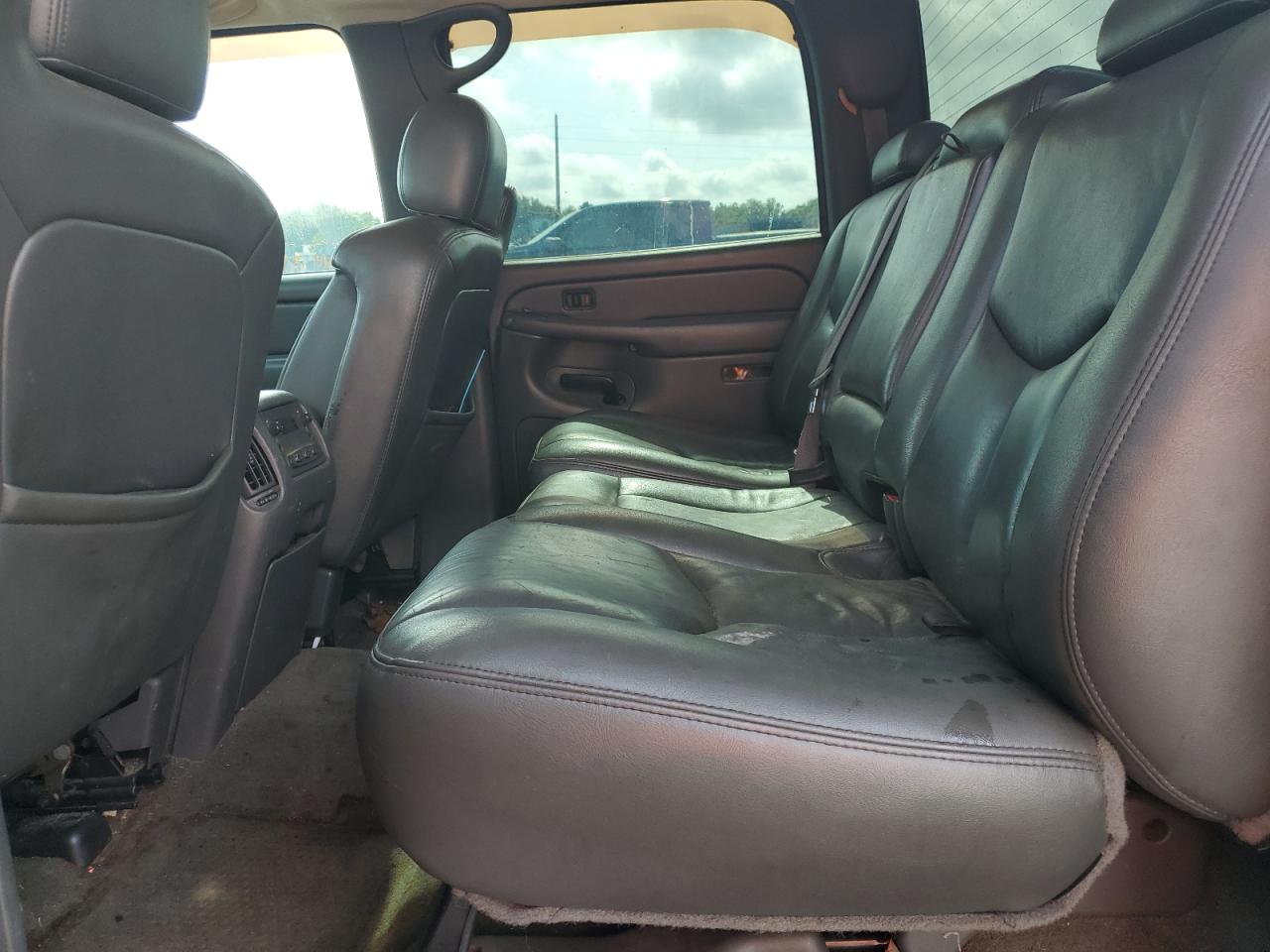 2006 Chevrolet Silverado K1500 VIN: 2GCEK13T361201271 Lot: 55928585