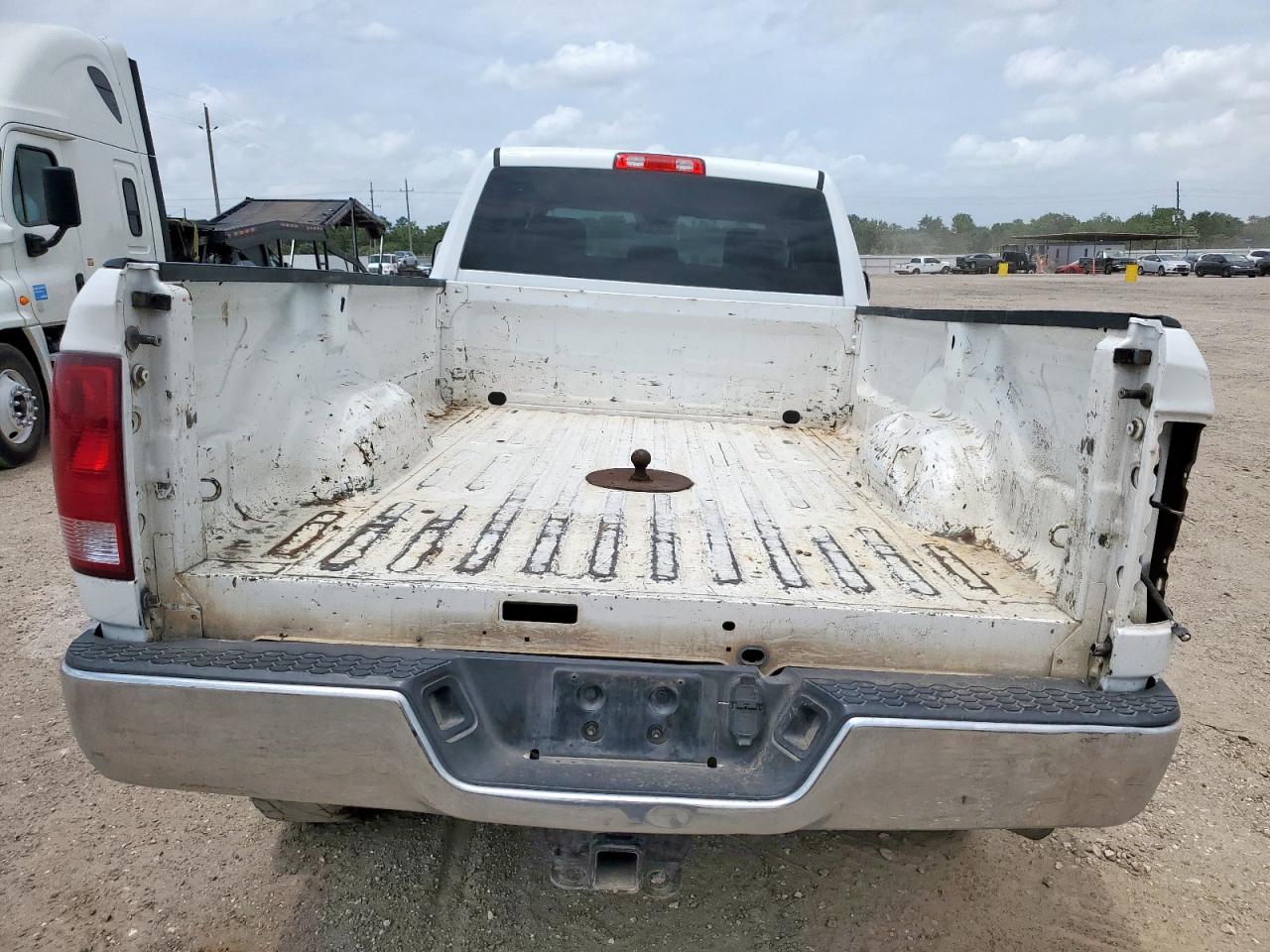 2018 Ram 2500 St VIN: 3C6UR5HJ5JG190058 Lot: 57598065