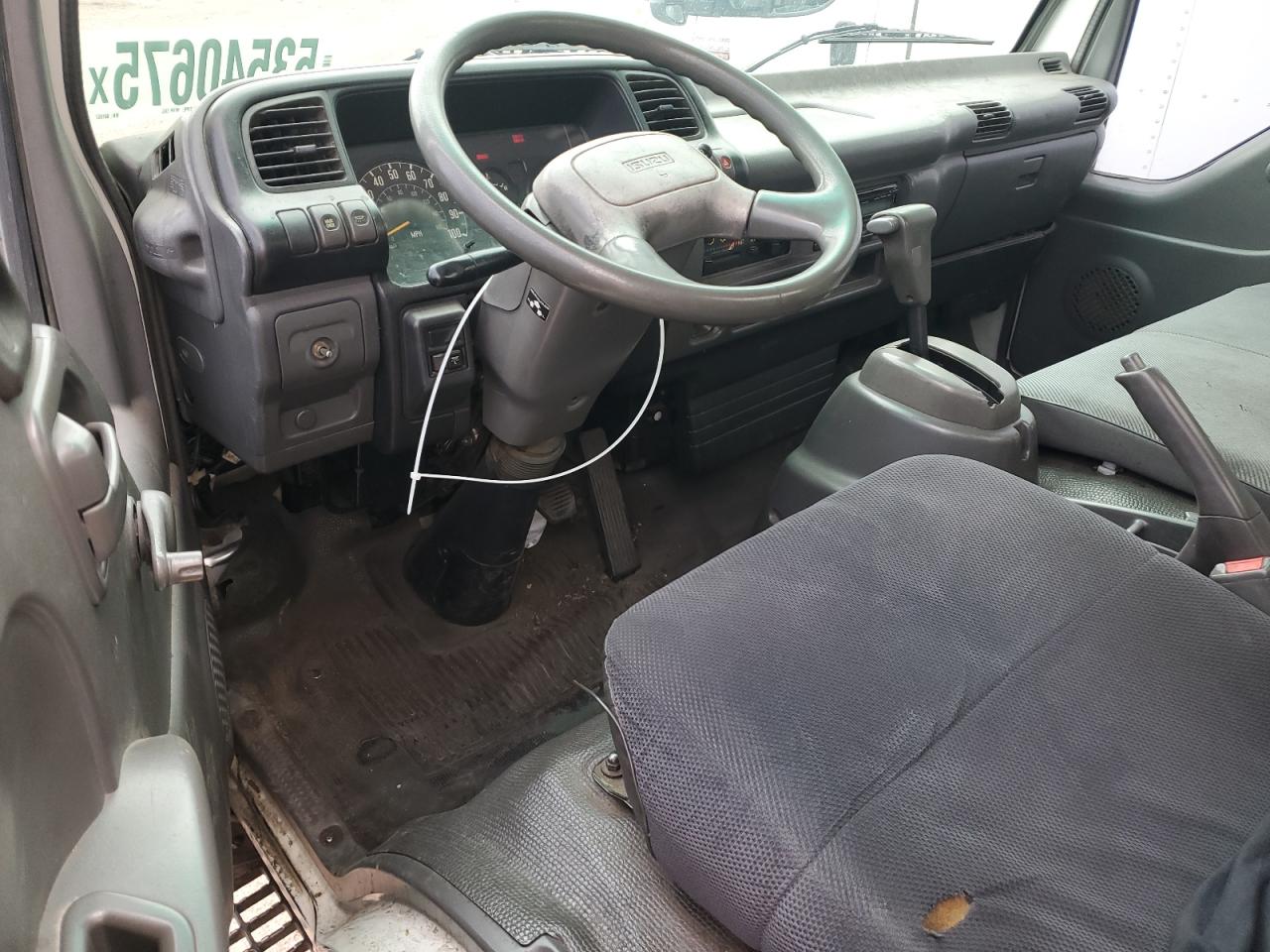 2000 Isuzu Npr VIN: 4KLB4B1R9YJ801957 Lot: 53540675