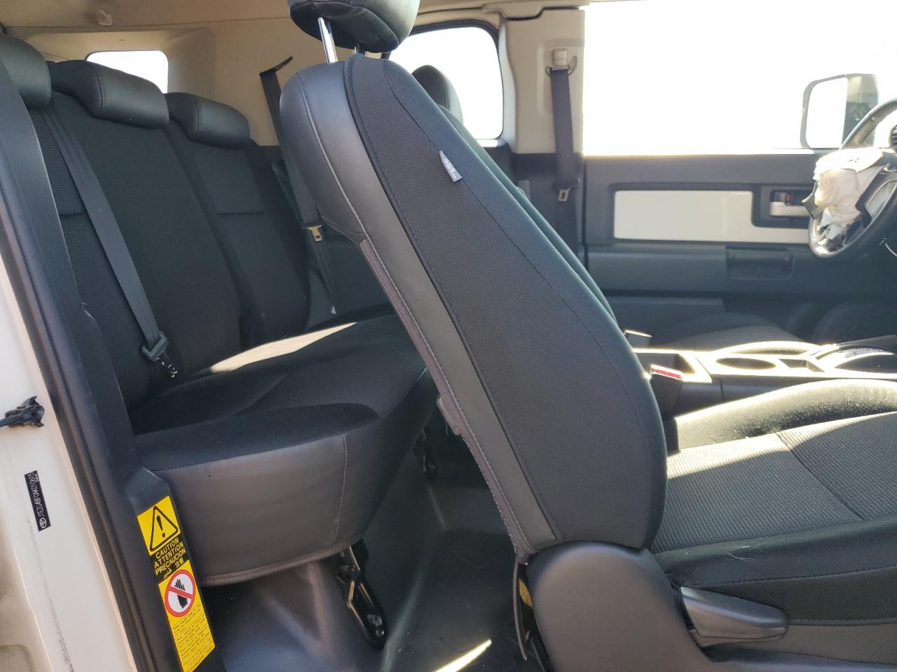 2010 Toyota Fj Cruiser VIN: JTEZU4BF0AK010615 Lot: 56100825