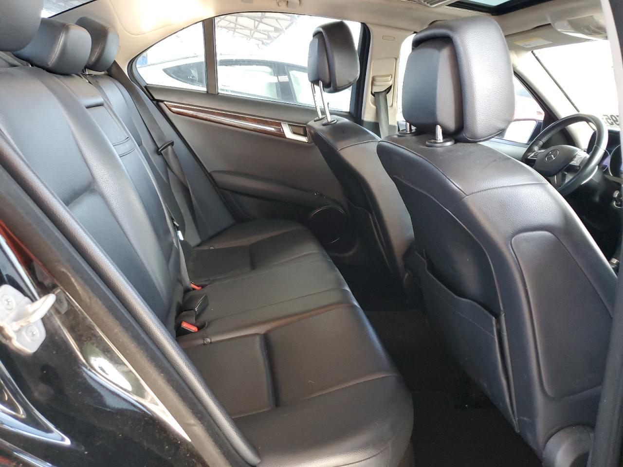 2013 Mercedes-Benz C 300 4Matic VIN: WDDGF8AB9DR245950 Lot: 56881595