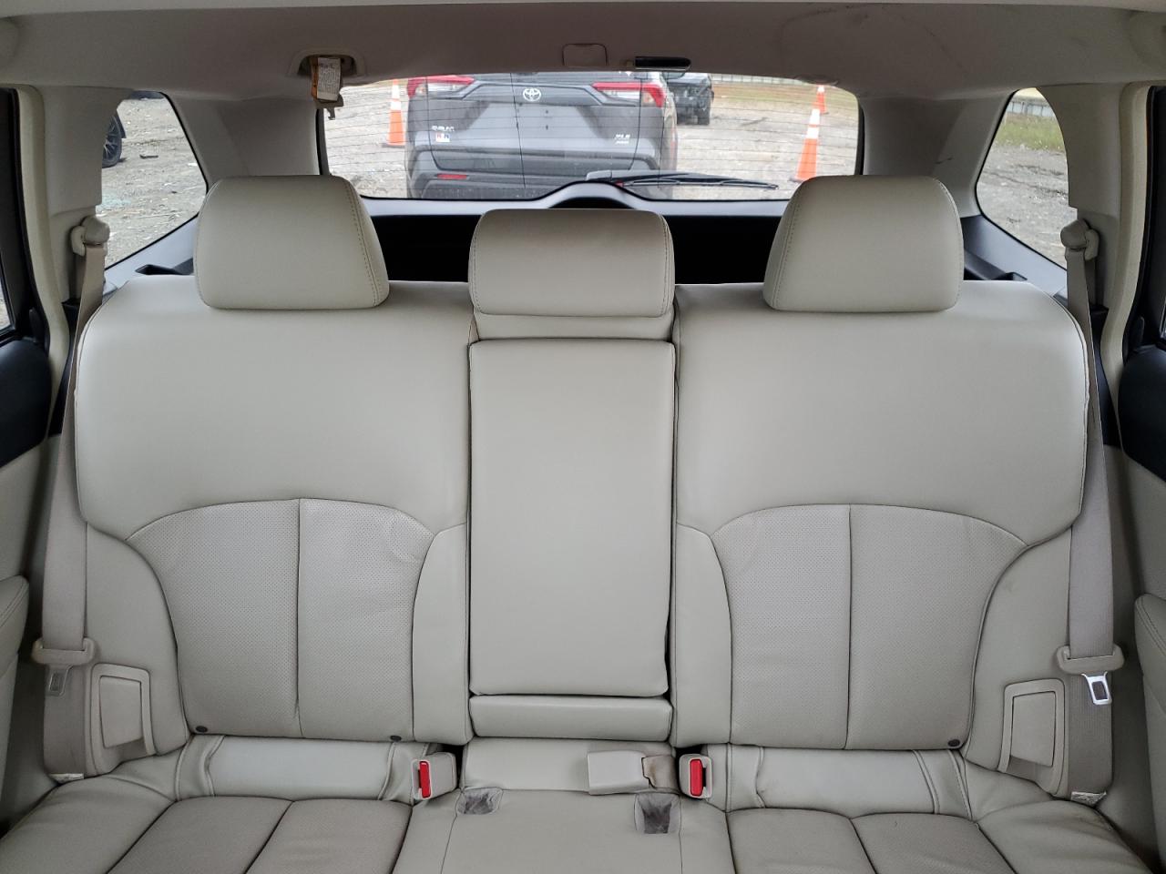 2011 Subaru Outback 2.5I Limited VIN: 4S4BRBKC9B3359880 Lot: 57288675