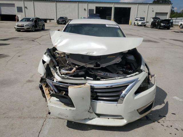 Sedans NISSAN ALTIMA 2015 Biały