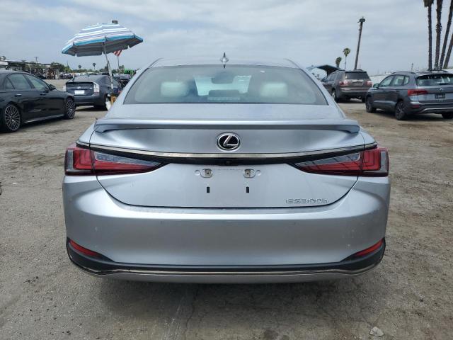  LEXUS ES 300H F 2024 Серебристый