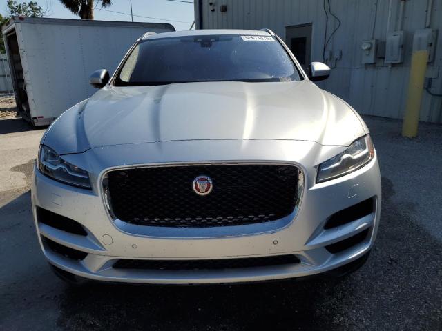  JAGUAR F-PACE 2018 Srebrny