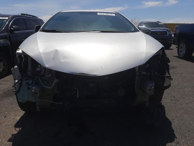  TOYOTA COROLLA 2016 Srebrny