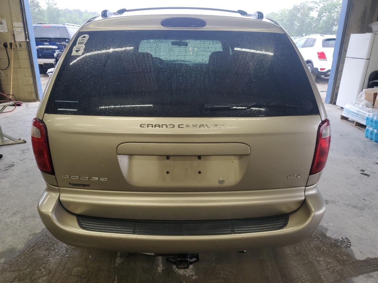 2002 Dodge Grand Caravan Ex VIN: 2B4GP74L72R590162 Lot: 57000865
