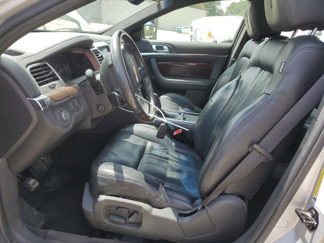 1lnhl9ft2bg610617 1LNHL9FT2BG610617 2011 Lincoln Mks