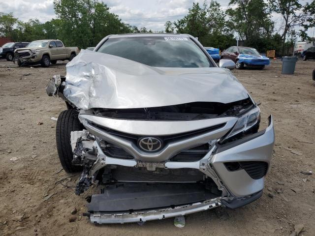  TOYOTA CAMRY 2018 Серебристый