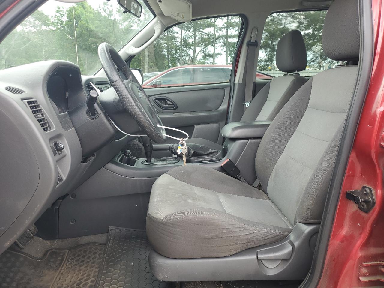 2005 Ford Escape Xls VIN: 1FMYU02Z55KA01414 Lot: 57018665
