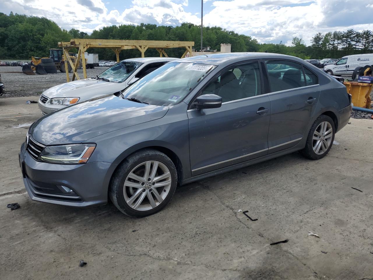Windsor, NJ에서 판매 중인 2017 Volkswagen Jetta Sel - Rear End