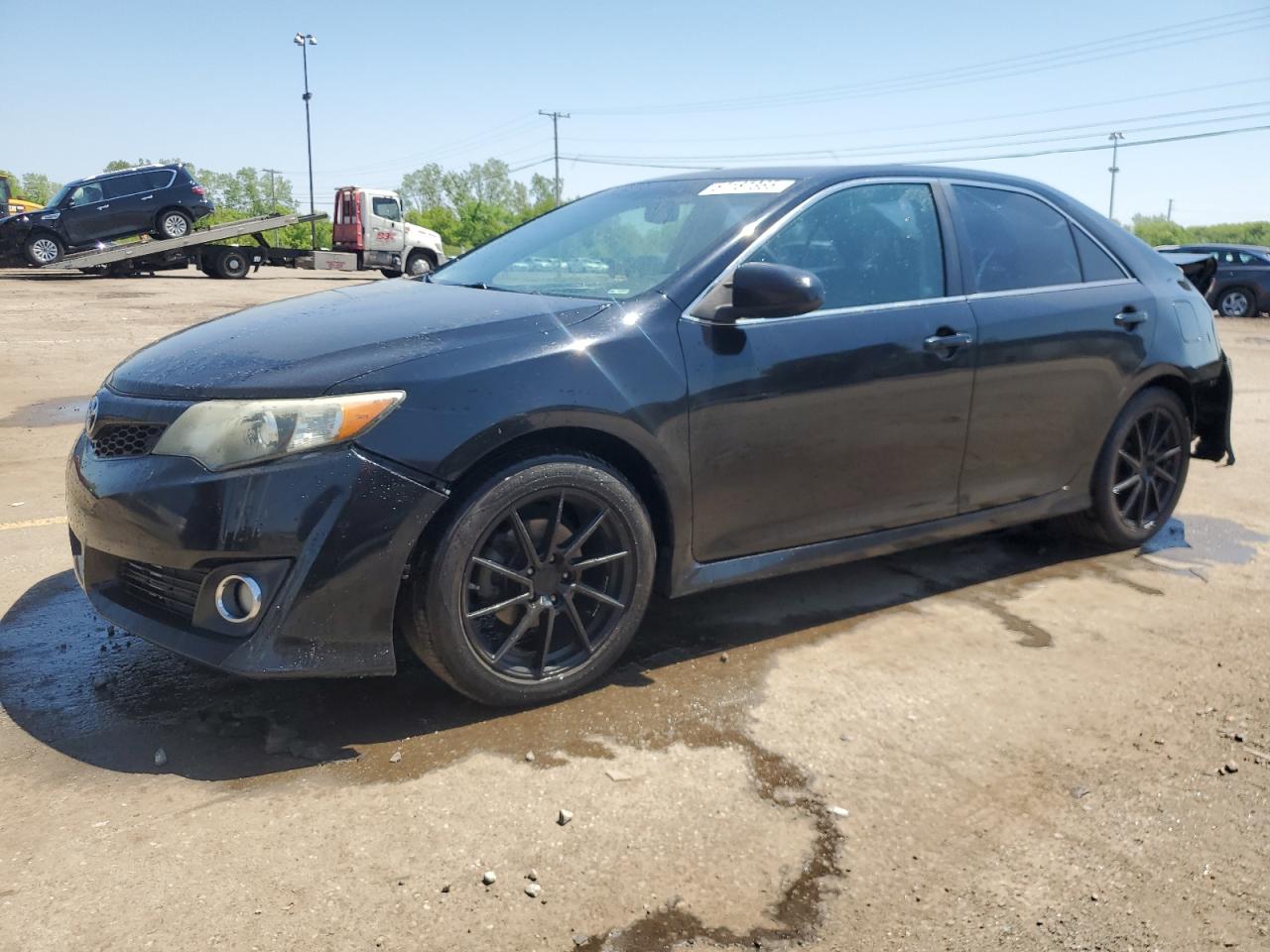 2012 Toyota Camry Se продається в Woodhaven, MI - Rear End