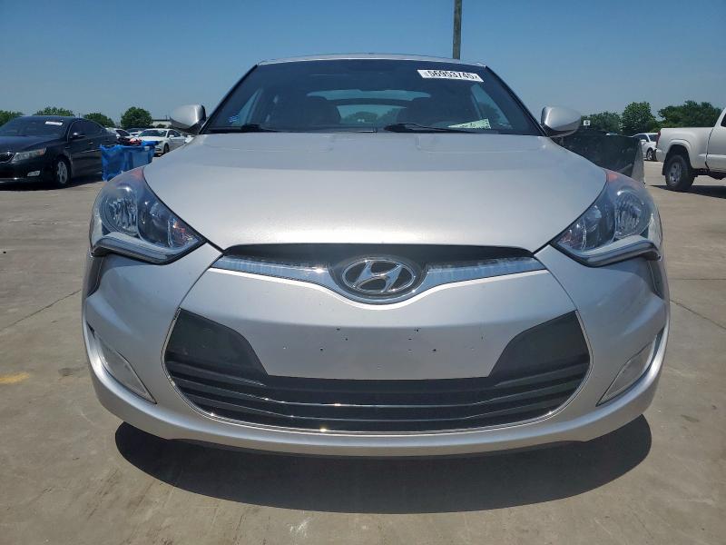  HYUNDAI VELOSTER 2017 Srebrny
