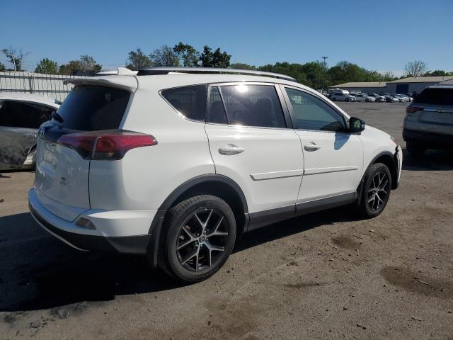  TOYOTA RAV4 2017 White
