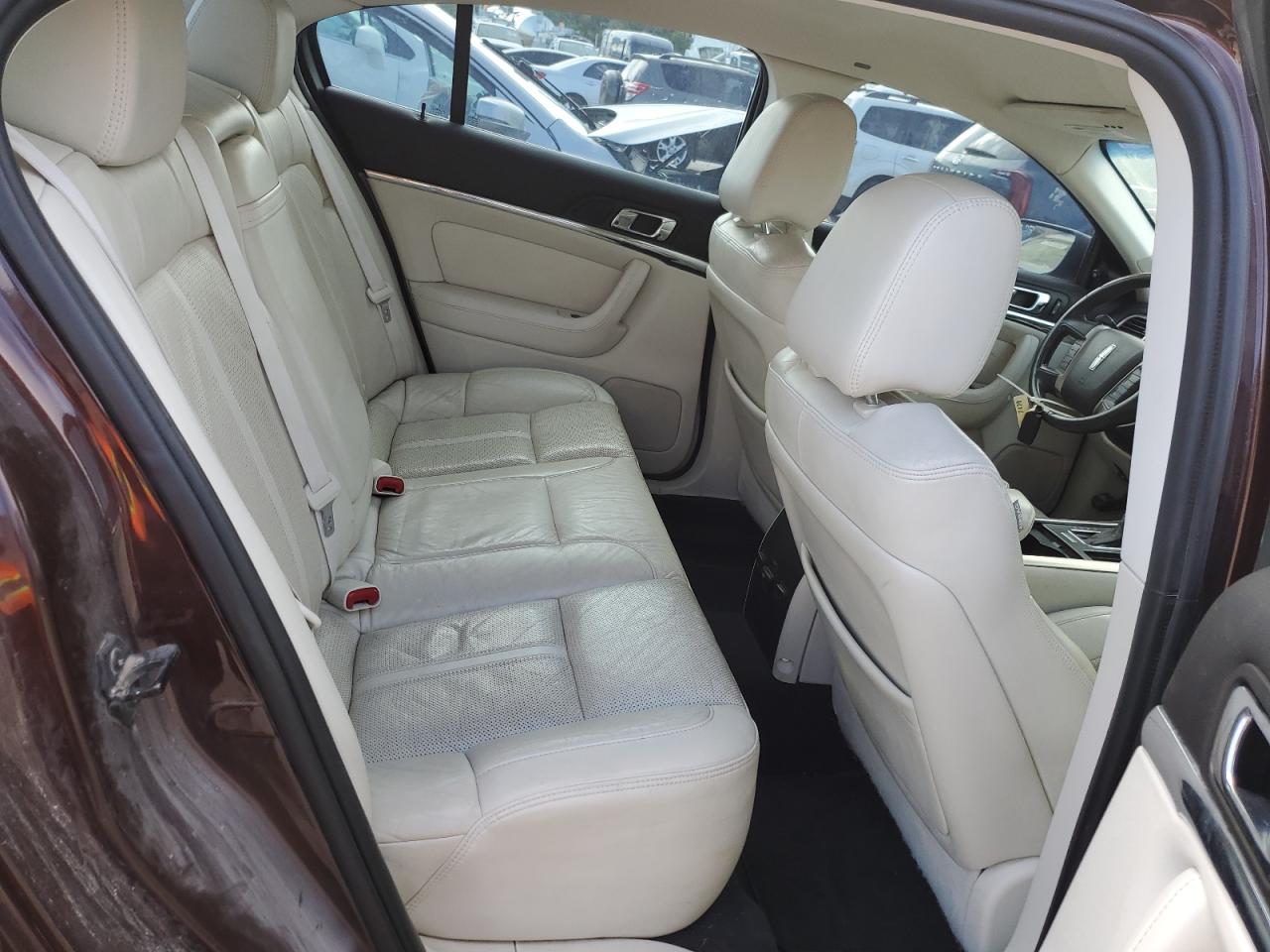 2010 Lincoln Mks VIN: 1LNHL9ER6AG606686 Lot: 55923205