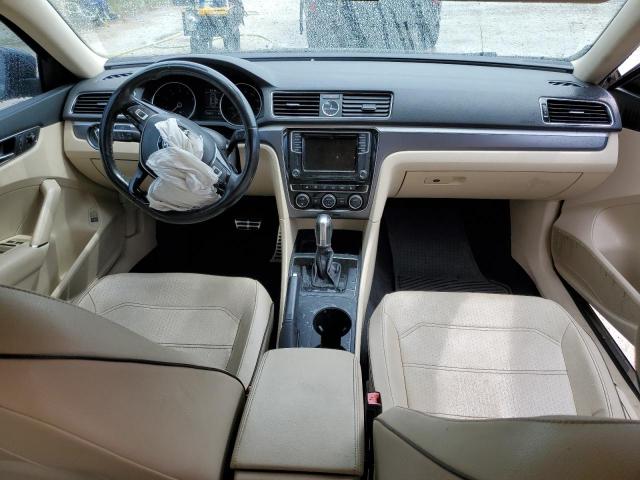  VOLKSWAGEN PASSAT 2017 Black