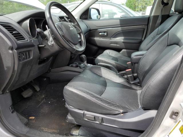  MITSUBISHI OUTLANDER 2015 Srebrny