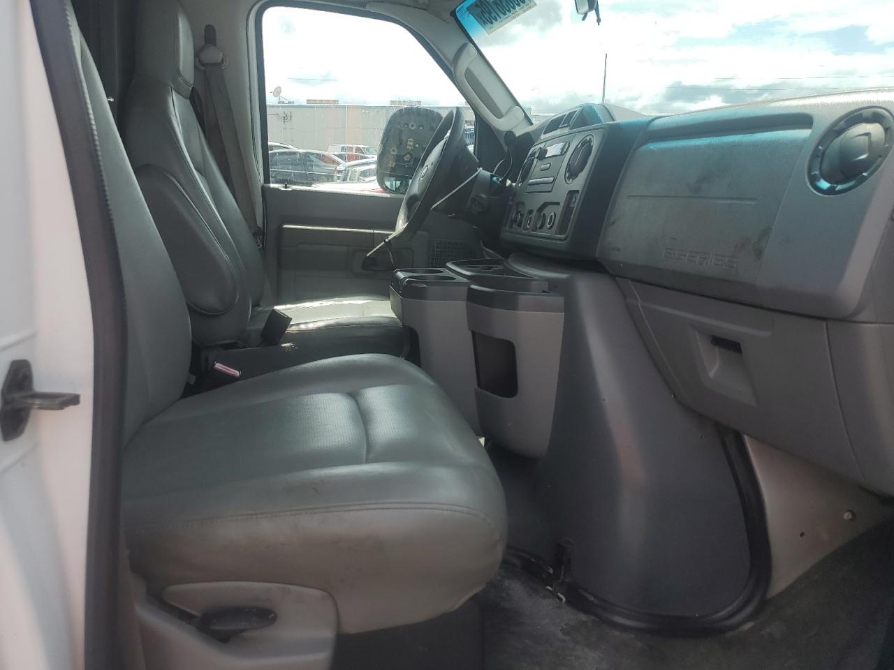 2009 Ford Econoline E350 Super Duty Van VIN: 1FTSS34L49DA00176 Lot: 55038195
