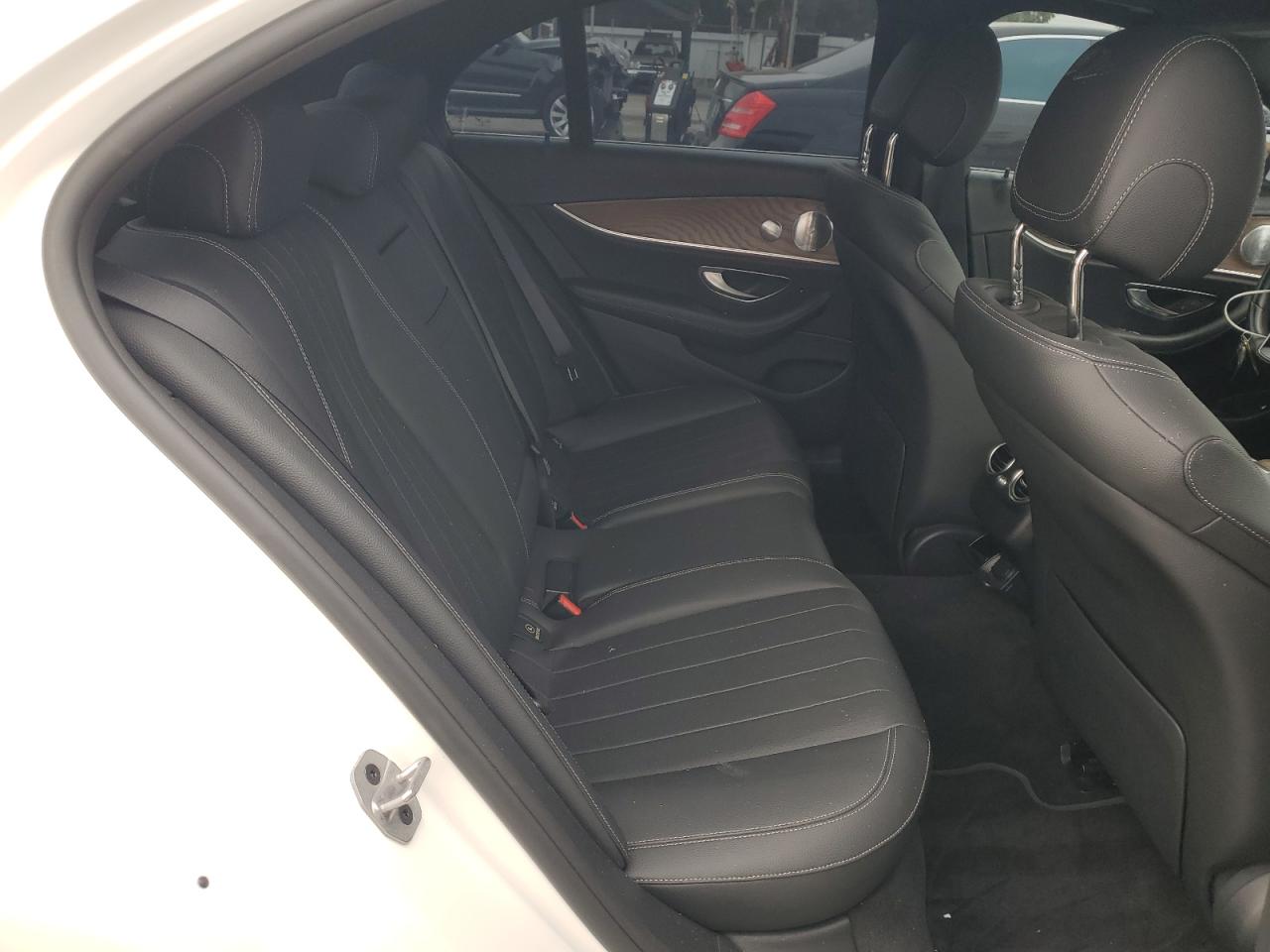 2021 Mercedes-Benz E 350 VIN: W1KZF8DB1MA915395 Lot: 58402685